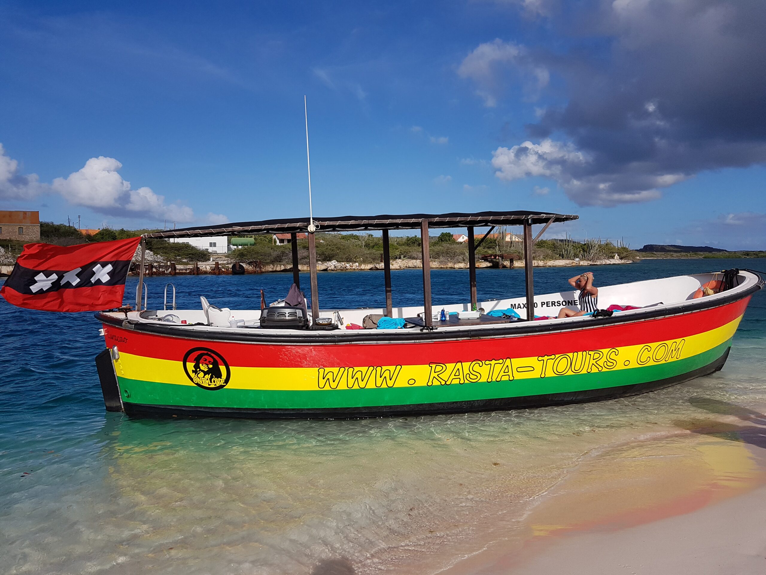 aruba curacao boat trip